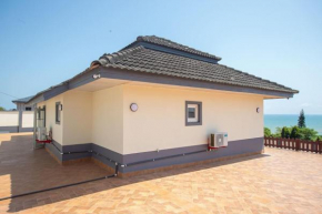 Esi Beach House